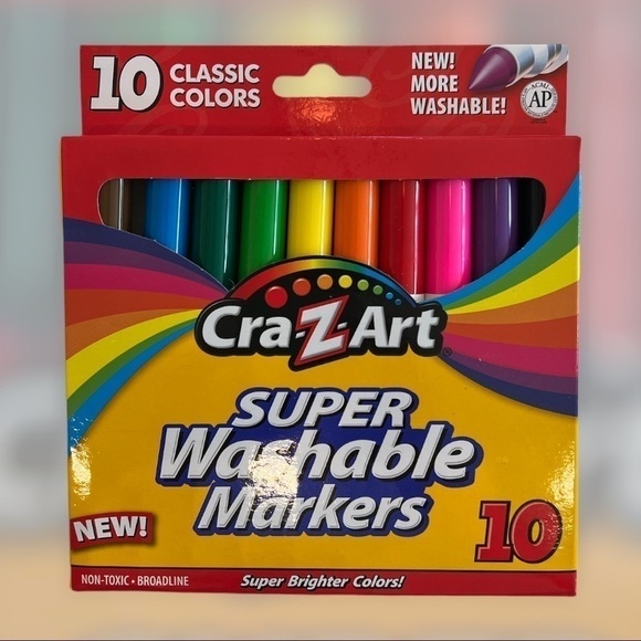 Muppet Babies coloring book and Cra-Z-Art crayons and markers - Picture 5 of 6